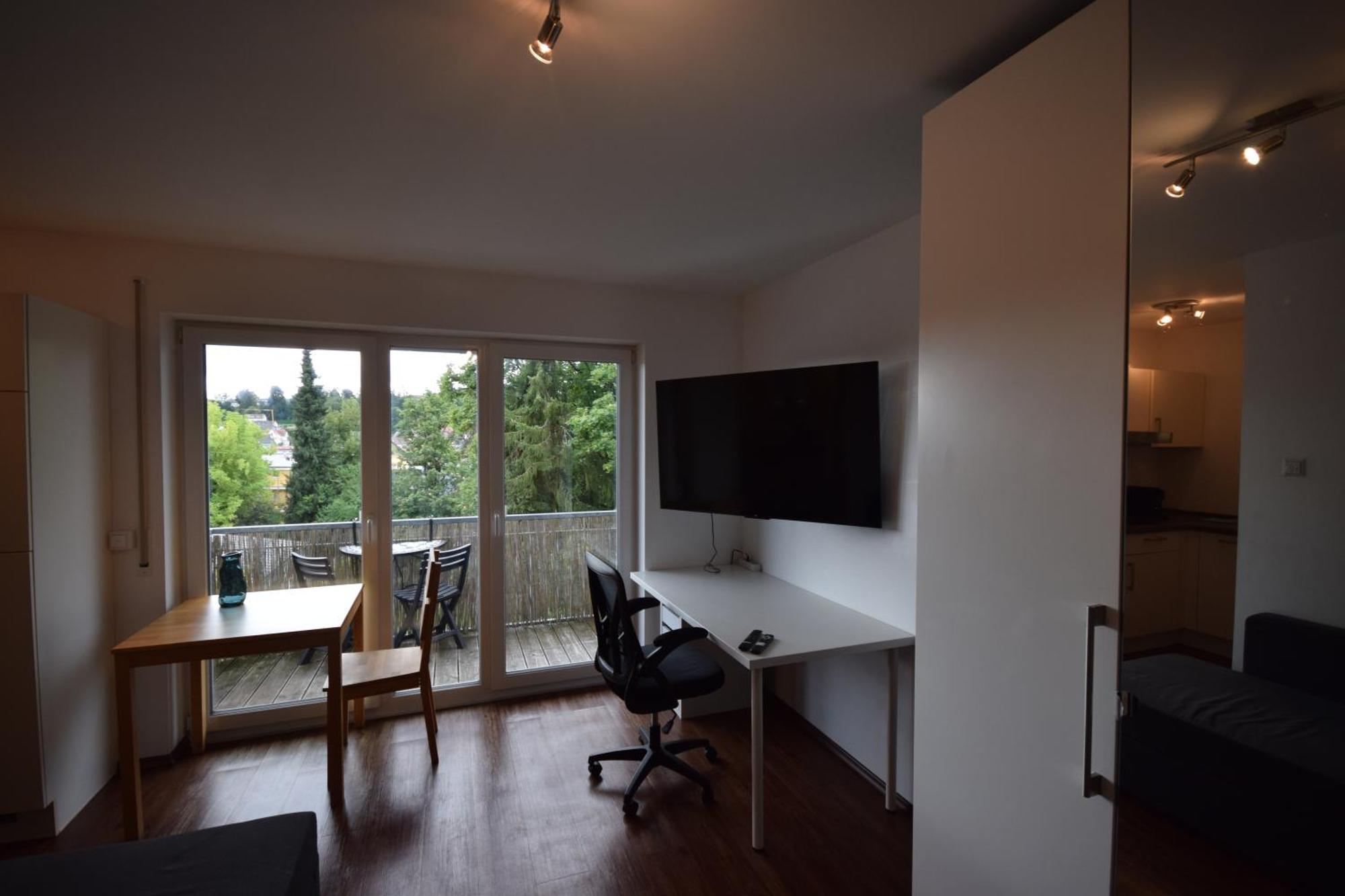 Nestwerk Komfort R23-12 - Balkon, Arbeitsplatz & Zentrumsnah Biberach an der Riß 外观 照片